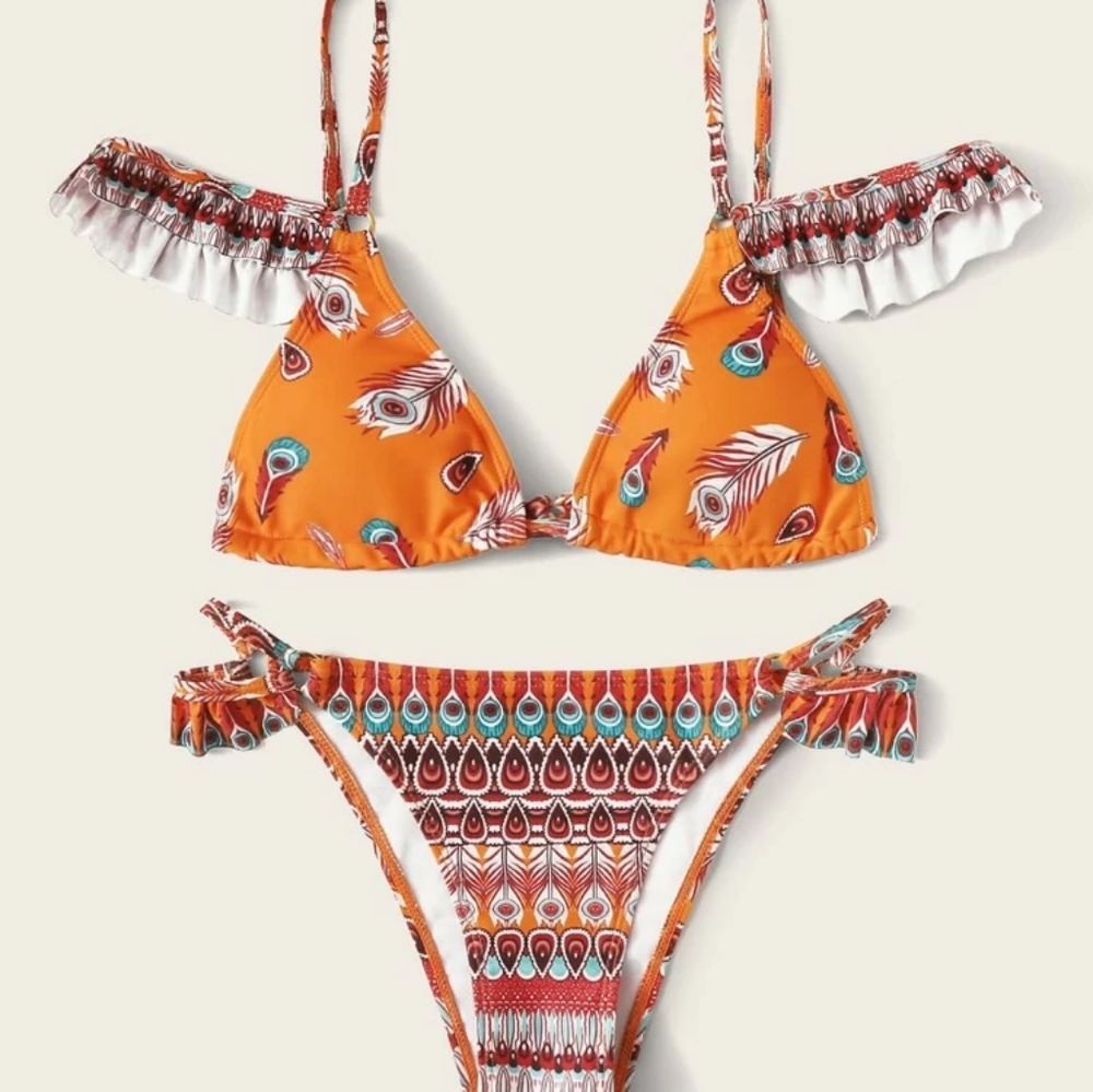 🏖Feather & Geometric Print Ruffle Bikini Set - Picture 2 of 9